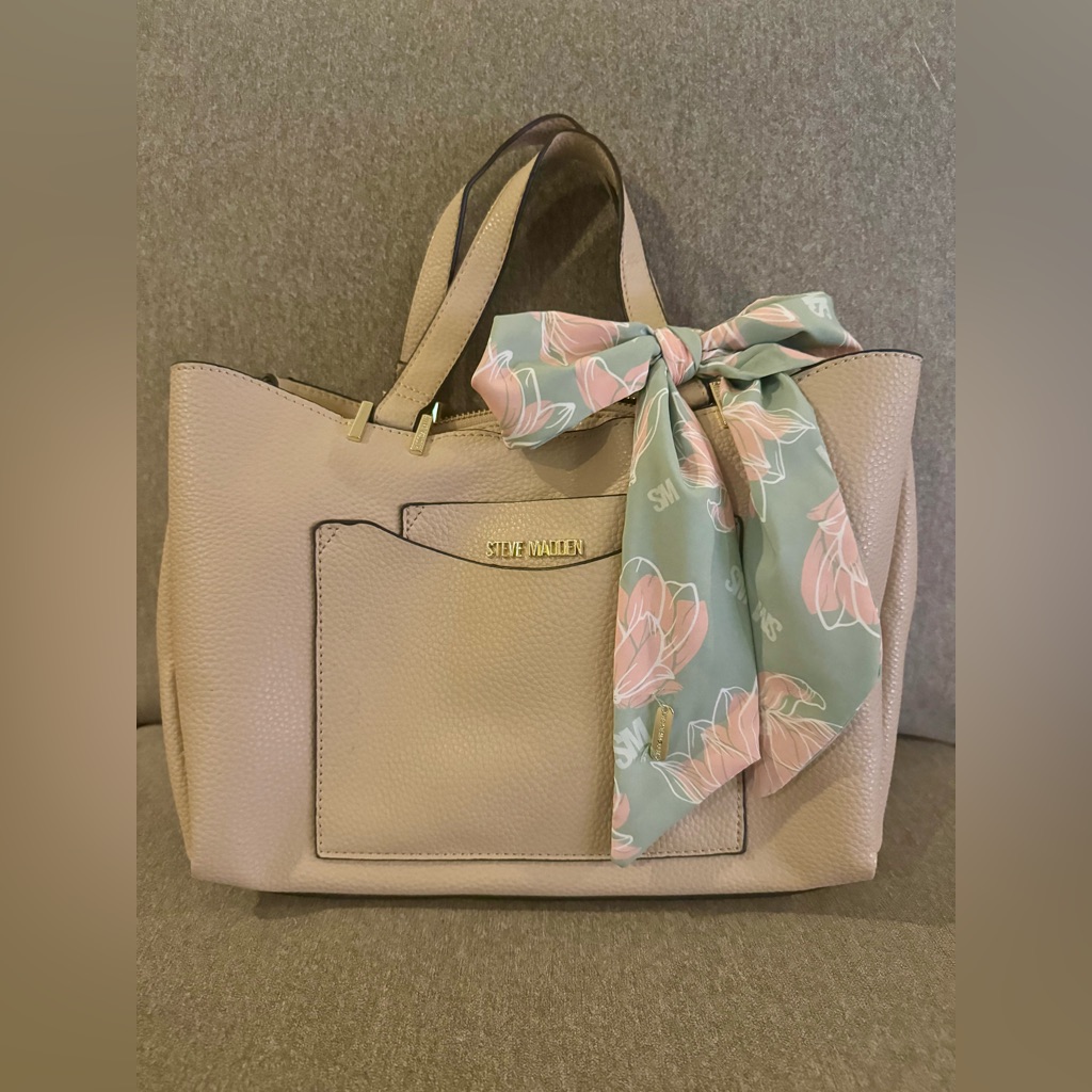 Steve Madden Satchel Handbag And Clutch